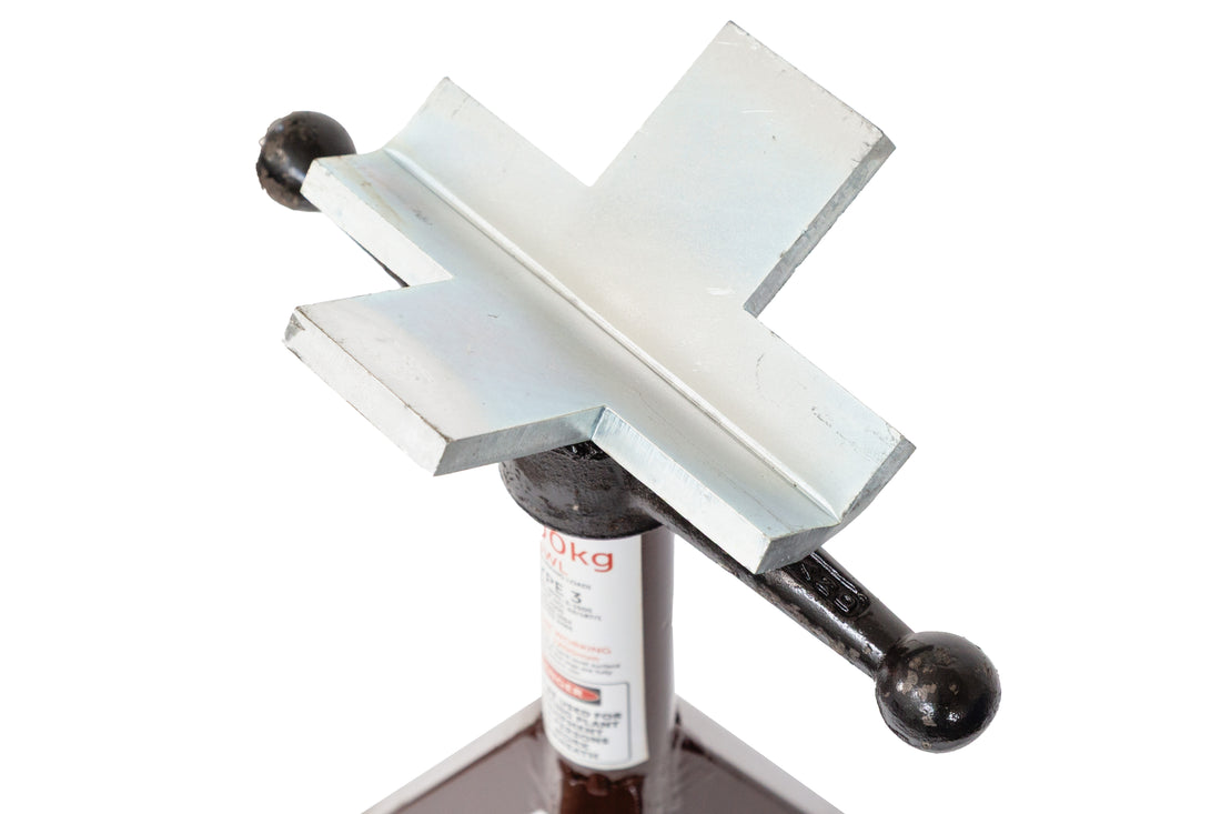 Type 3 - Fixed Leg Pipe Stand Carbon Steel Vee Head